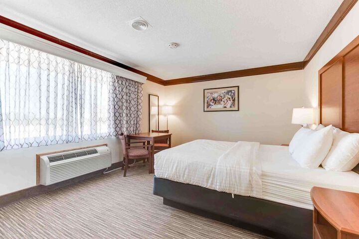 Room 10 of 57