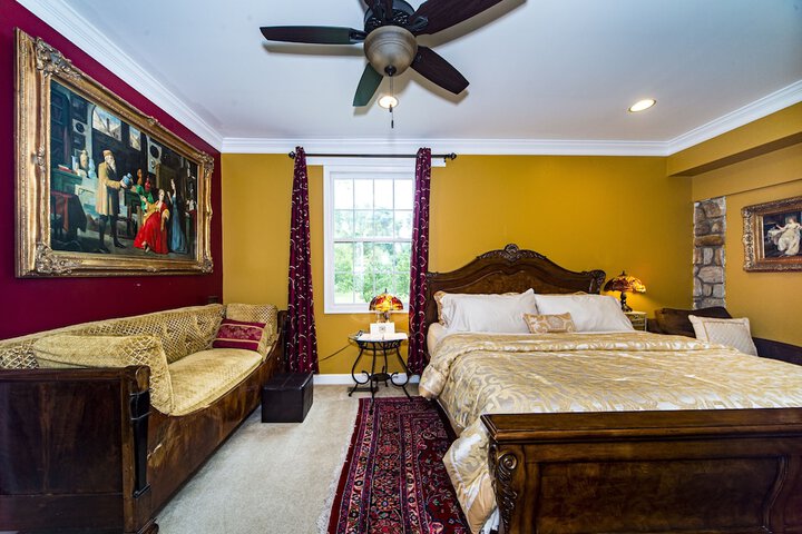 Room 42 of 69