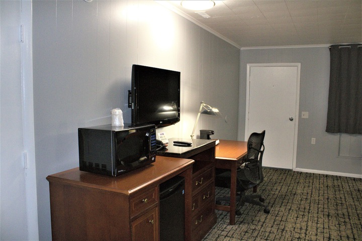 Room 11 of 31