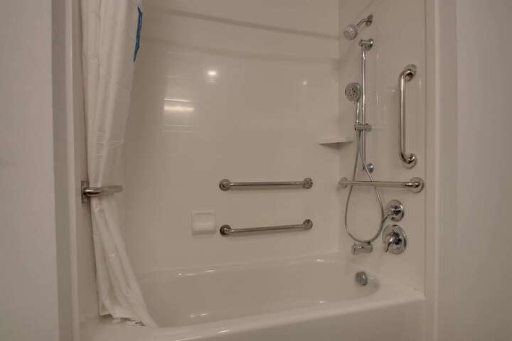 Room 43 of 72