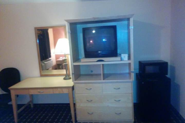 Room 8 of 20