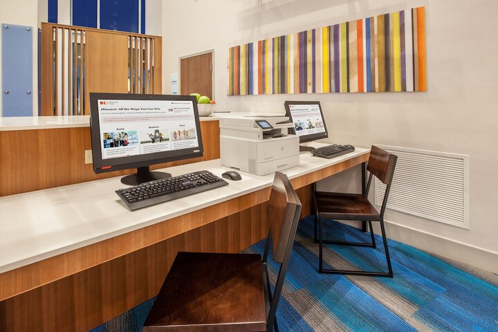 Holiday Inn Express & Suites Indianapolis NE - Noblesville by IHG