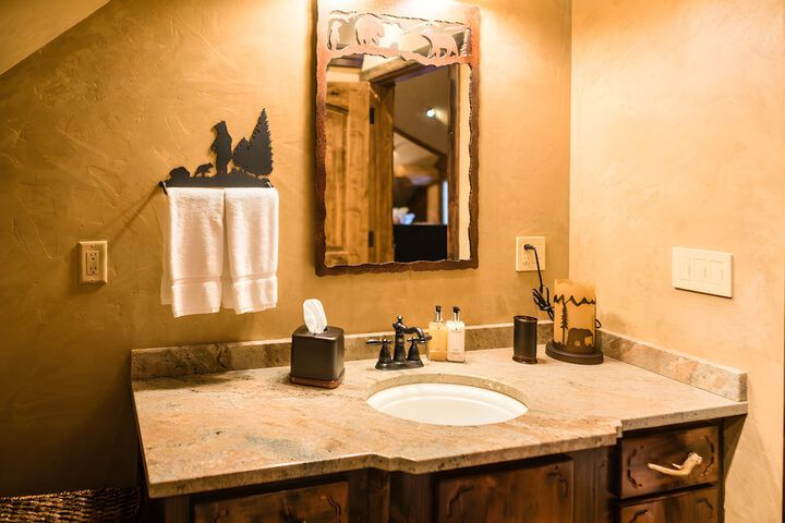 Coyote Bluff Estate