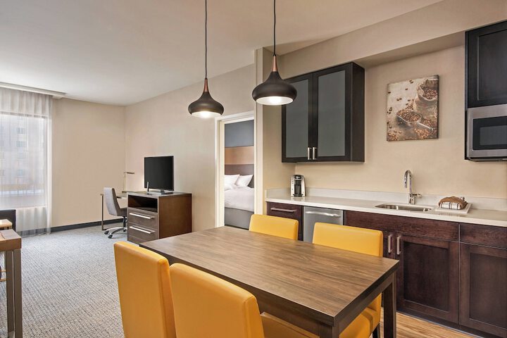 Room 16 of 29