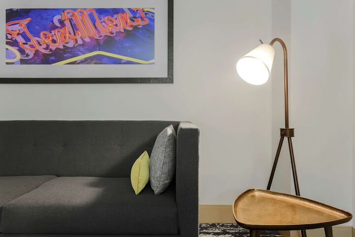 Room 40 of 62