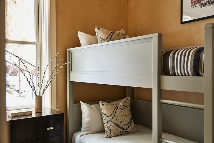 Element 52 Auberge Collection
