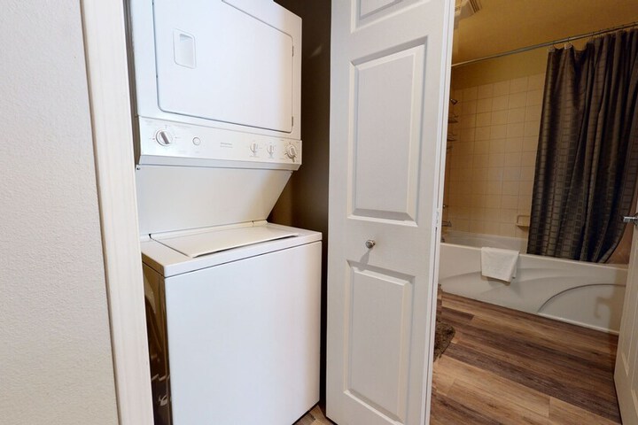 Room 15 of 28