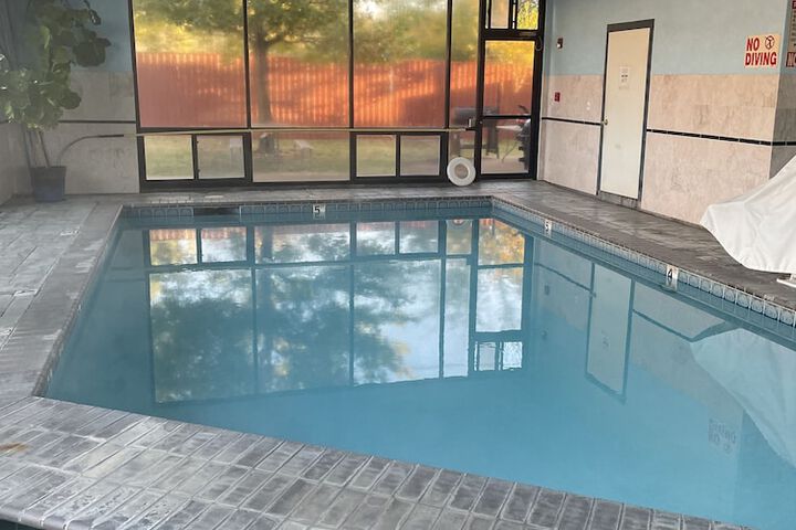 Pool 6 of 33