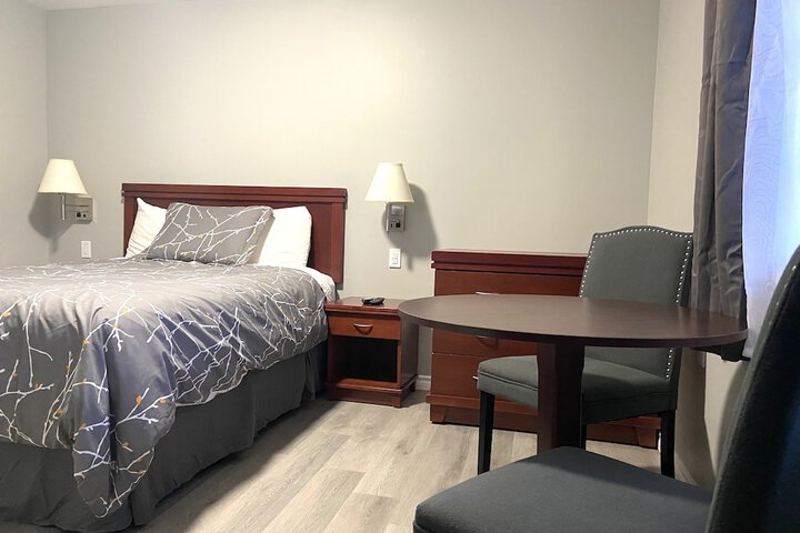 Room 54 of 94