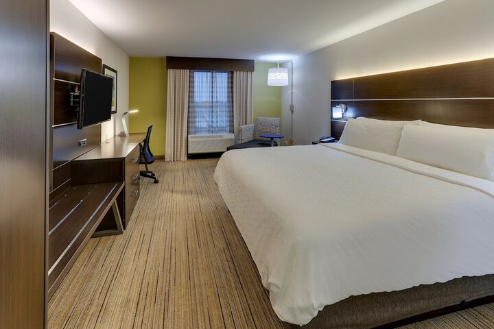 Holiday Inn Express & Suites Troy by IHG