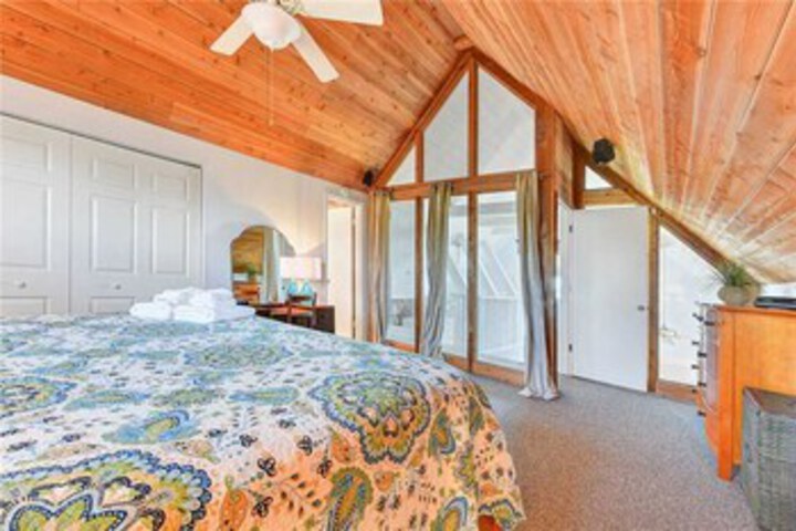 Going Coastal Beach House Four Bedroom Home