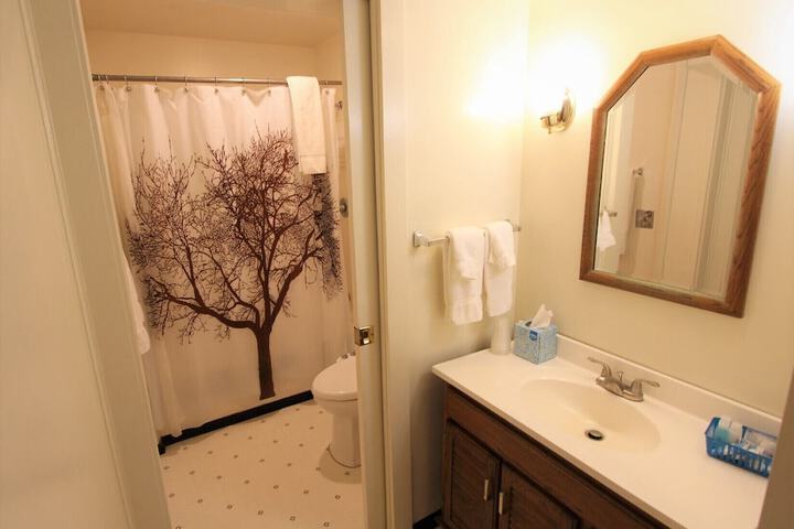Room 73 of 287
