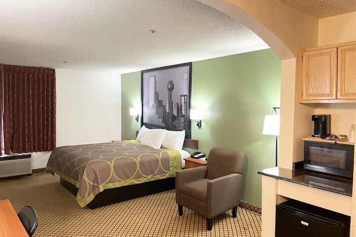 Room 21 of 30