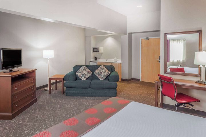 Room 16 of 29