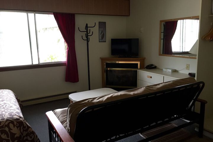 Copper River Motel