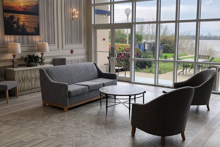 Hotel Interior 10 of 39