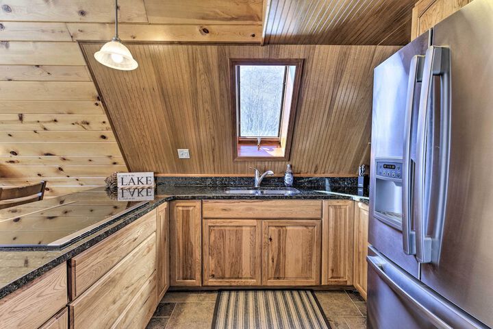 A-frame Cabin w / Private Boat Dock!