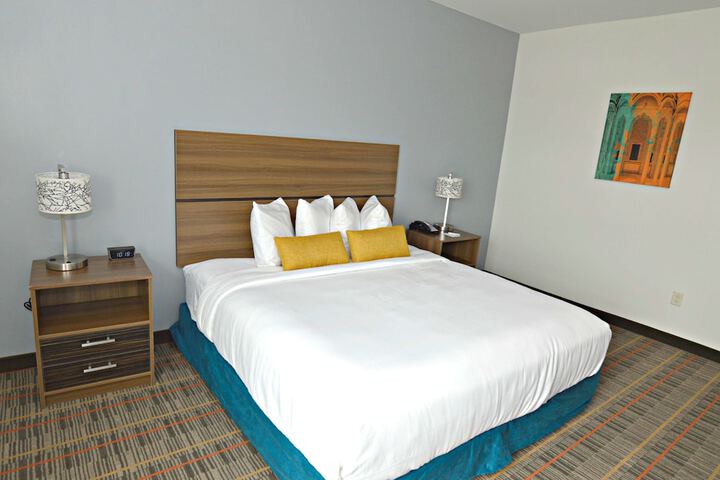 Room 16 of 27