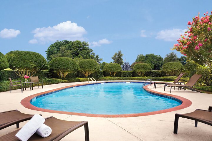 Pool 10 of 84
