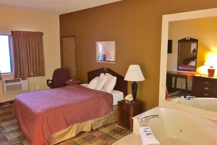 Room 3 of 12