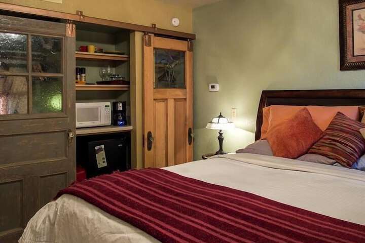 Room 30 of 58