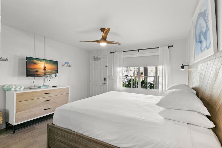 Room 35 of 75