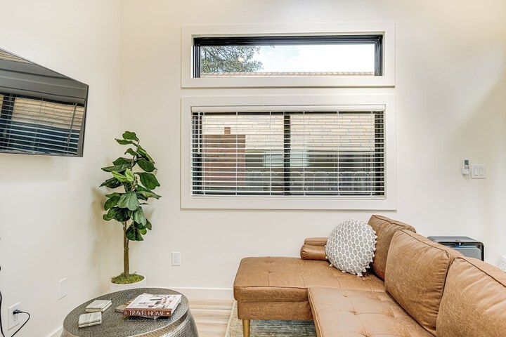 Bay Area Apt w / Patio: Near Parks & Hiking!