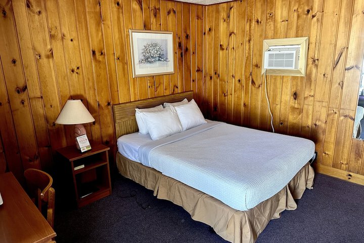 Room 19 of 32
