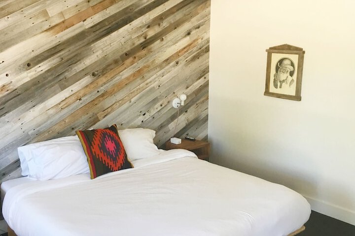 The Amigo Motor Lodge