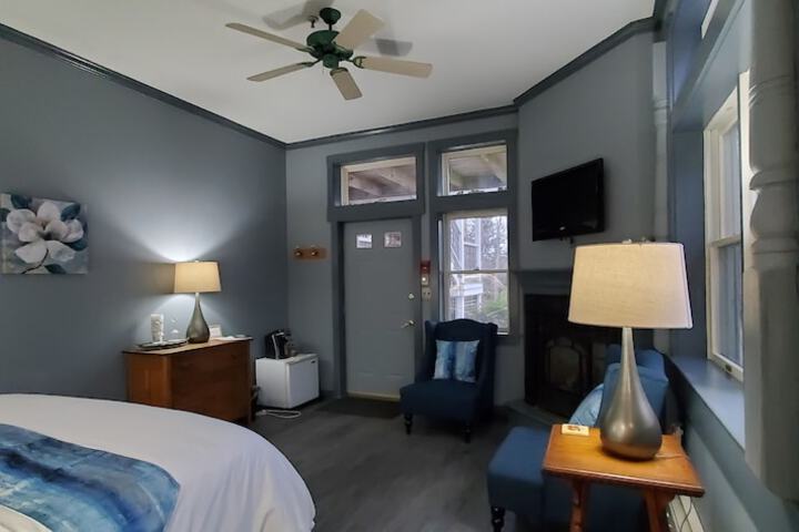 Room 46 of 73