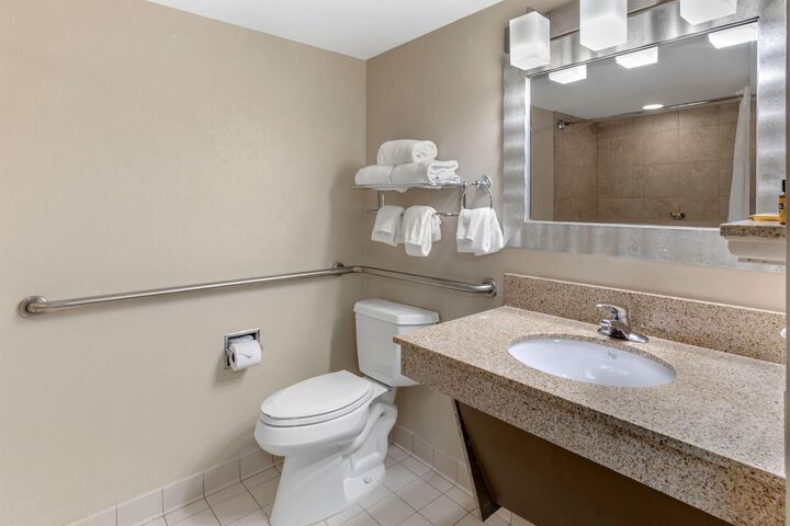 Best Western Plus Madison-Huntsville Hotel