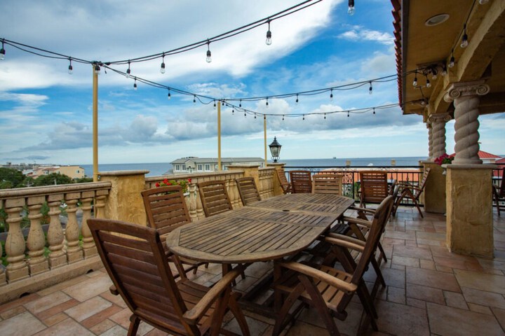 Ocean Lodge Resort