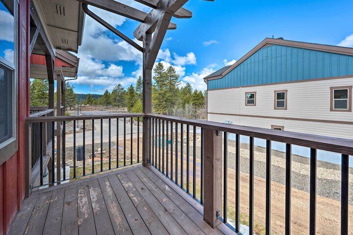 Charming Mccall Townhome: Hike Fish, & Ski!