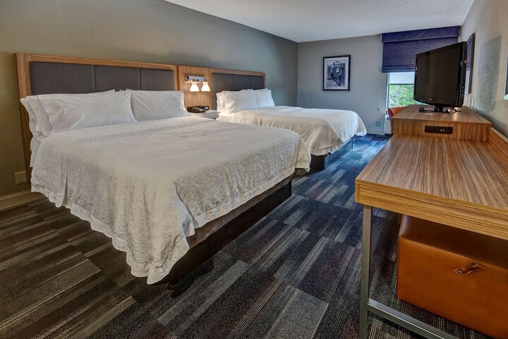 Room 15 of 43