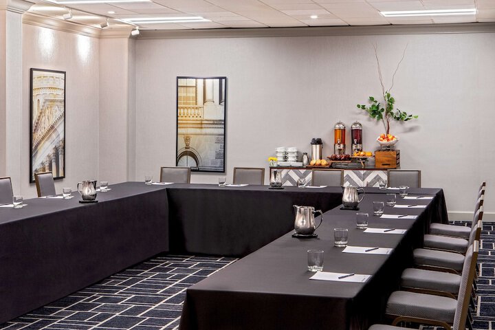 DoubleTree by Hilton Washington DC North / Gaithersburg