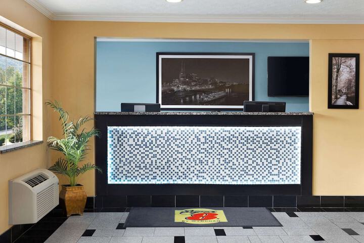 Hotel Interior 6 of 37