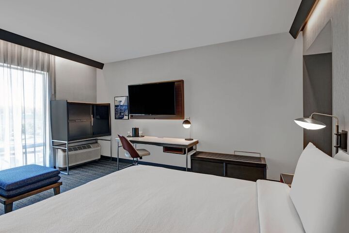 Room 20 of 39