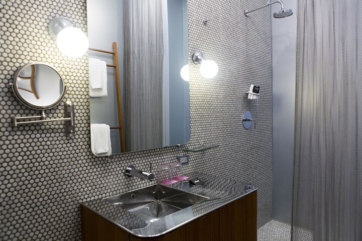 Room 29 of 114