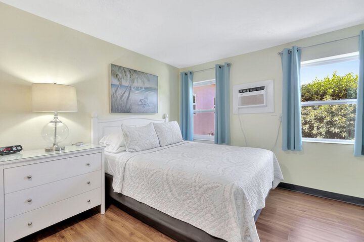 Room 53 of 85