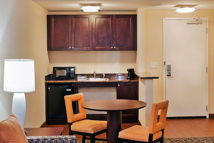 Holiday Inn Ardmore I-35 by IHG