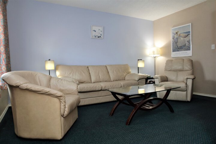 Room 17 of 32