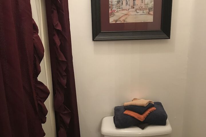 Room 36 of 41