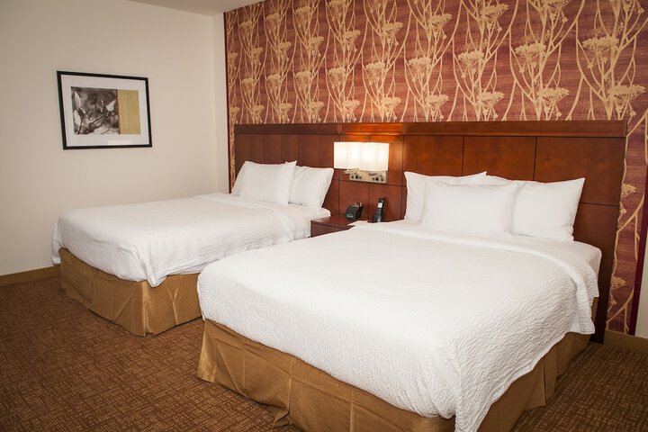 Room 11 of 26
