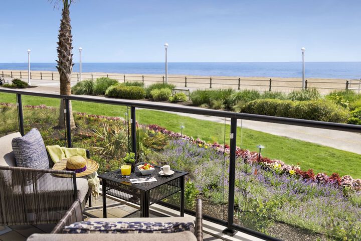 Hyatt Place Virginia Beach / Oceanfront