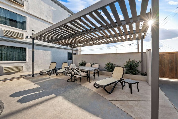 Terrace/Patio 52 of 54