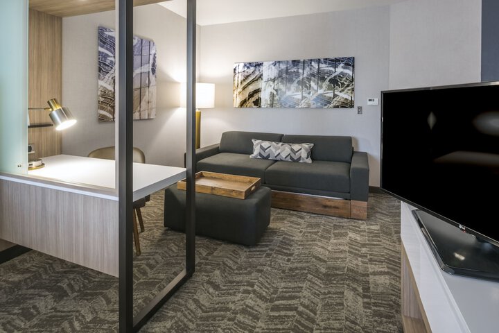 Room 30 of 40