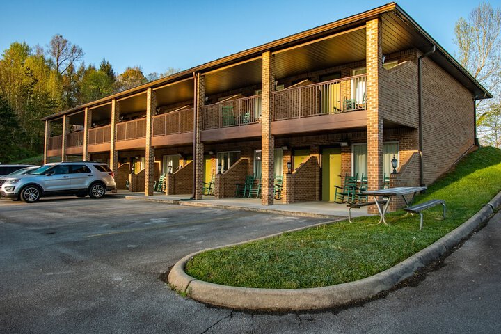 Townsend River Breeze Inn