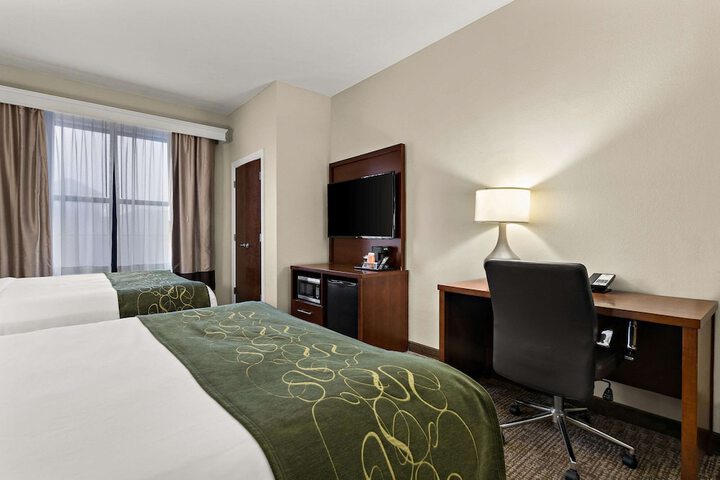 Room 22 of 34