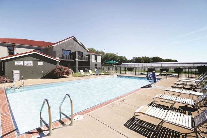 Pool 3 of 45