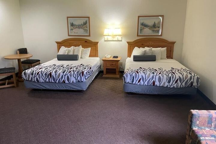 Room 16 of 19